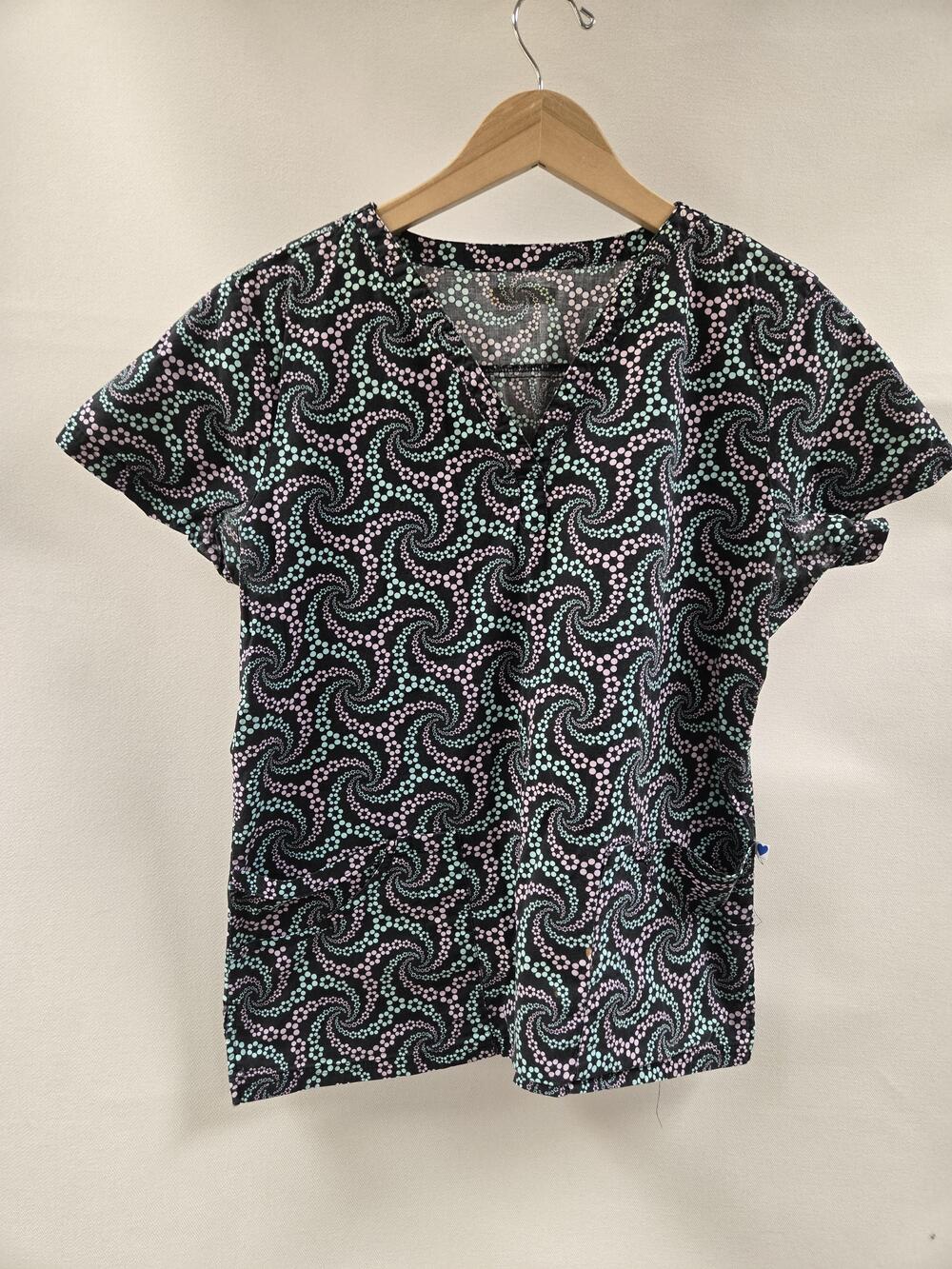 Nurse Mates Shirt Womens Medium Black Pandora Scrub Top V Neck Pockets Nursing
